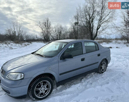 Серый Опель Астра, объемом двигателя 1.4 л и пробегом 180 тыс. км за 4400 $, фото 12 на Automoto.ua