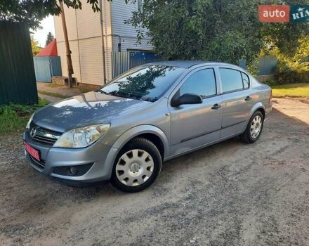 Серый Опель Астра, объемом двигателя 1.6 л и пробегом 117 тыс. км за 5550 $, фото 1 на Automoto.ua