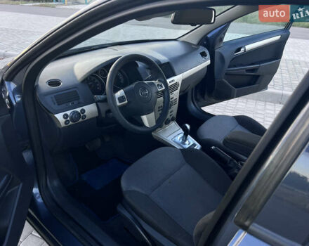 Серый Опель Астра, объемом двигателя 1.6 л и пробегом 194 тыс. км за 5999 $, фото 12 на Automoto.ua