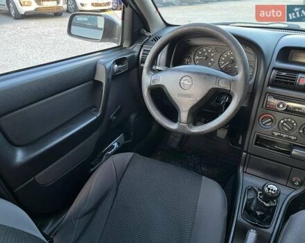 Сірий Опель Астра, об'ємом двигуна 1.4 л та пробігом 280 тис. км за 4390 $, фото 28 на Automoto.ua