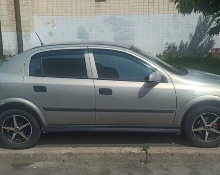 Серый Опель Астра, объемом двигателя 1.4 л и пробегом 387 тыс. км за 3700 $, фото 2 на Automoto.ua