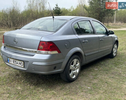 Сірий Опель Астра, об'ємом двигуна 1.8 л та пробігом 290 тис. км за 4500 $, фото 4 на Automoto.ua