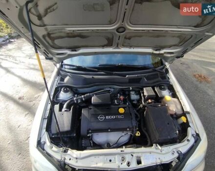 Сірий Опель Астра, об'ємом двигуна 1.6 л та пробігом 198 тис. км за 4600 $, фото 21 на Automoto.ua