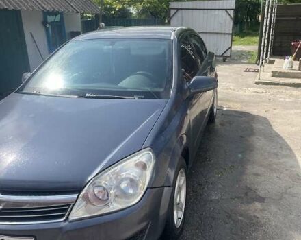 Серый Опель Астра, объемом двигателя 1.6 л и пробегом 217 тыс. км за 4200 $, фото 2 на Automoto.ua