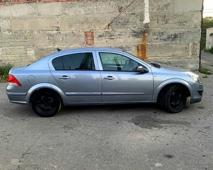 Серый Опель Астра, объемом двигателя 1.6 л и пробегом 123 тыс. км за 4350 $, фото 2 на Automoto.ua