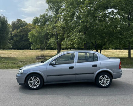 Сірий Опель Астра, об'ємом двигуна 1.6 л та пробігом 230 тис. км за 4300 $, фото 6 на Automoto.ua