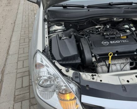 Серый Опель Астра, объемом двигателя 1.6 л и пробегом 152 тыс. км за 6000 $, фото 14 на Automoto.ua