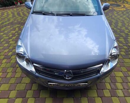 Серый Опель Астра, объемом двигателя 1.6 л и пробегом 30 тыс. км за 7200 $, фото 15 на Automoto.ua