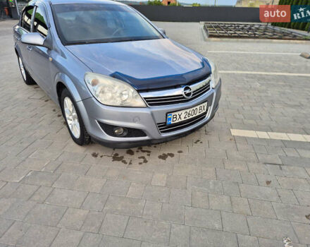 Сірий Опель Астра, об'ємом двигуна 1.8 л та пробігом 299 тис. км за 4999 $, фото 5 на Automoto.ua