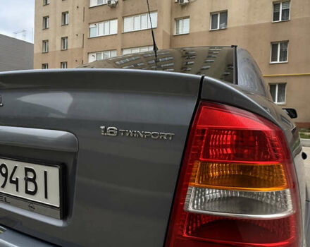 Серый Опель Астра, объемом двигателя 1.6 л и пробегом 113 тыс. км за 5500 $, фото 6 на Automoto.ua