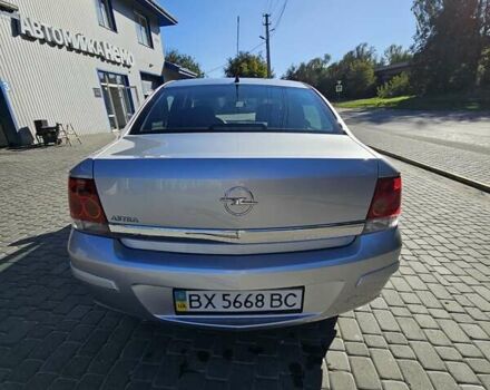 Опель Астра 2011 в Хмельницком на Automoto.ua Серый Опель Астра, объемом двигателя 1.6 л и пробегом 224 тыс. км за 5900 $, фото 4 на Automoto.ua