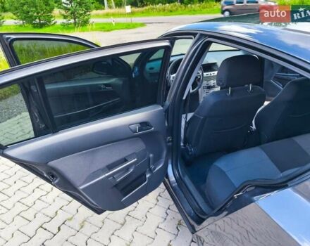 Серый Опель Астра, объемом двигателя 1.7 л и пробегом 340 тыс. км за 5500 $, фото 13 на Automoto.ua