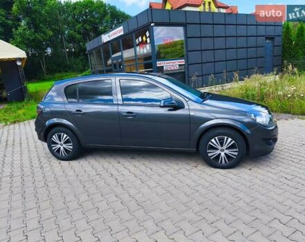 Серый Опель Астра, объемом двигателя 1.7 л и пробегом 340 тыс. км за 5500 $, фото 4 на Automoto.ua