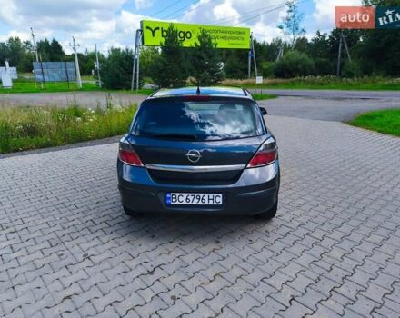 Серый Опель Астра, объемом двигателя 1.7 л и пробегом 340 тыс. км за 5500 $, фото 12 на Automoto.ua