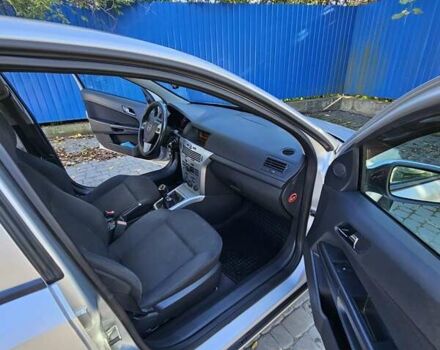 Опель Астра 2011 в Хмельницком на Automoto.ua Серый Опель Астра, объемом двигателя 1.6 л и пробегом 224 тыс. км за 5900 $, фото 11 на Automoto.ua