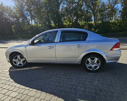 Опель Астра 2011 в Хмельницком на Automoto.ua Серый Опель Астра, объемом двигателя 1.6 л и пробегом 224 тыс. км за 5900 $, фото 6 на Automoto.ua