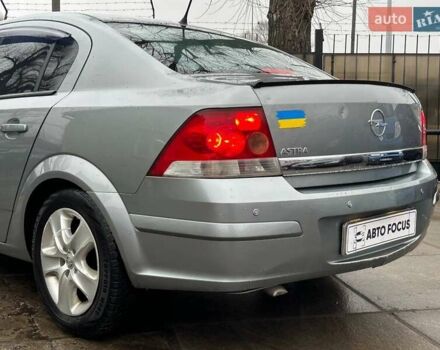 Серый Опель Астра, объемом двигателя 1.6 л и пробегом 280 тыс. км за 4990 $, фото 7 на Automoto.ua