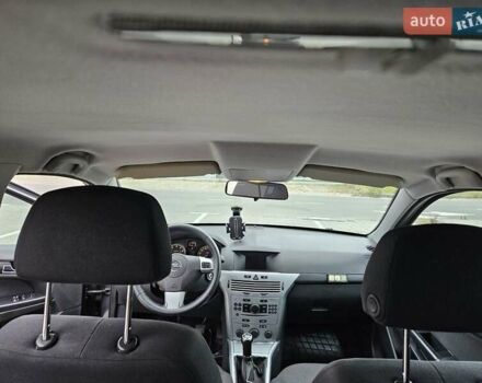 Опель Астра 2012 в Киеве на Automoto.ua Серый Опель Астра, объемом двигателя 1.6 л и пробегом 256 тыс. км за 5500 $, фото 13 на Automoto.ua