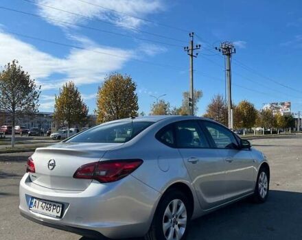 Сірий Опель Астра, об'ємом двигуна 1.6 л та пробігом 77 тис. км за 11000 $, фото 4 на Automoto.ua