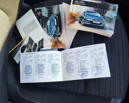 Серый Опель Астра, объемом двигателя 1.6 л и пробегом 229 тыс. км за 8300 $, фото 16 на Automoto.ua