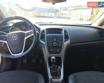 Серый Опель Астра, объемом двигателя 1.6 л и пробегом 229 тыс. км за 8300 $, фото 10 на Automoto.ua