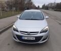 Серый Опель Астра, объемом двигателя 1.4 л и пробегом 68 тыс. км за 10000 $, фото 1 на Automoto.ua