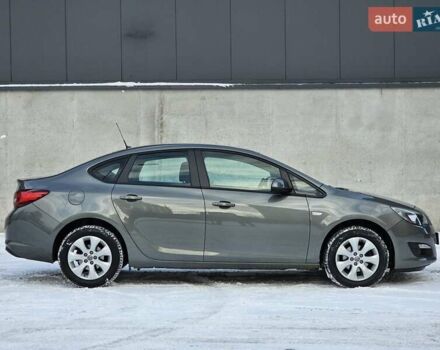 Серый Опель Астра, объемом двигателя 1.36 л и пробегом 45 тыс. км за 13999 $, фото 5 на Automoto.ua