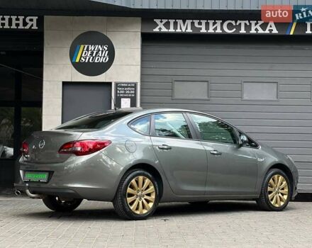 Серый Опель Астра, объемом двигателя 1.4 л и пробегом 92 тыс. км за 11900 $, фото 6 на Automoto.ua