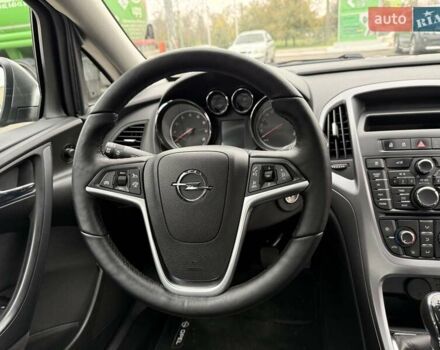 Серый Опель Астра, объемом двигателя 1.4 л и пробегом 92 тыс. км за 10999 $, фото 25 на Automoto.ua