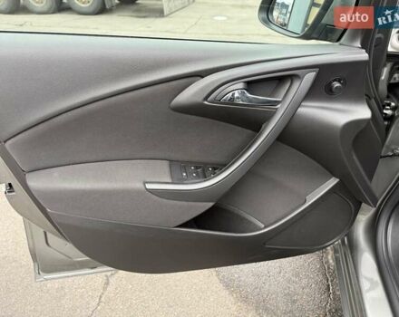 Серый Опель Астра, объемом двигателя 1.4 л и пробегом 92 тыс. км за 10999 $, фото 8 на Automoto.ua