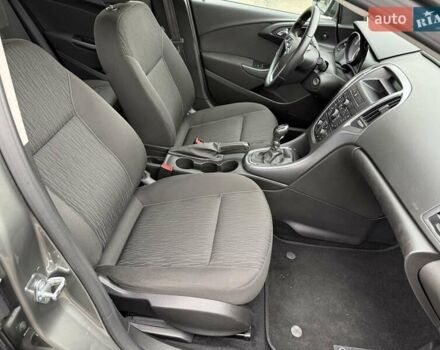 Серый Опель Астра, объемом двигателя 1.4 л и пробегом 92 тыс. км за 10999 $, фото 18 на Automoto.ua