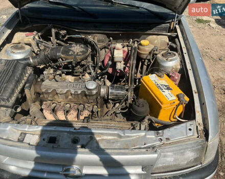 Серый Опель Астра, объемом двигателя 1.6 л и пробегом 100 тыс. км за 1100 $, фото 6 на Automoto.ua