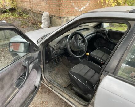 Серый Опель Астра, объемом двигателя 1.4 л и пробегом 350 тыс. км за 1200 $, фото 8 на Automoto.ua