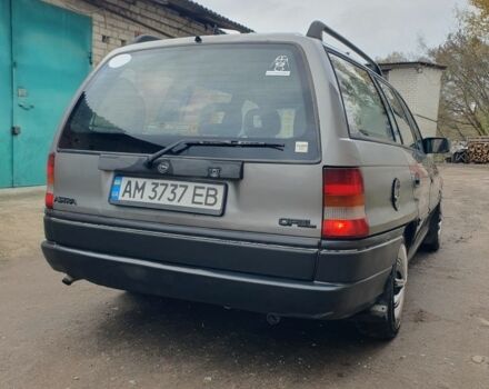 Опель Астра 1993 в Житомире на Automoto.ua Серый Опель Астра, объемом двигателя 1.4 л и пробегом 300 тыс. км за 1350 $, фото 4 на Automoto.ua