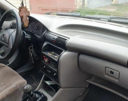 Опель Астра 1993 в Житомире на Automoto.ua Серый Опель Астра, объемом двигателя 1.4 л и пробегом 300 тыс. км за 1350 $, фото 15 на Automoto.ua