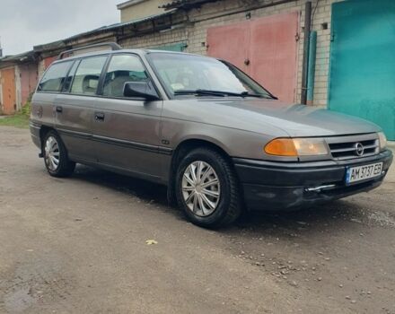 Опель Астра 1993 в Житомире на Automoto.ua Серый Опель Астра, объемом двигателя 1.4 л и пробегом 300 тыс. км за 1350 $, фото 6 на Automoto.ua