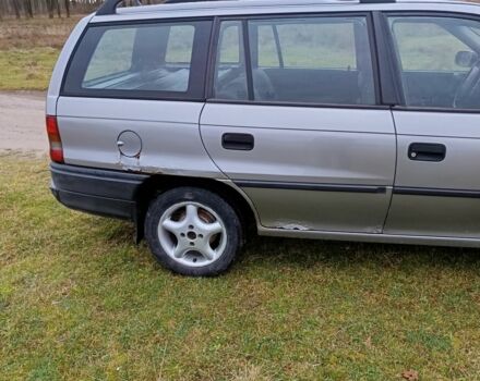 Серый Опель Астра, объемом двигателя 1.6 л и пробегом 290 тыс. км за 1184 $, фото 3 на Automoto.ua