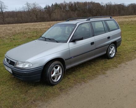 Серый Опель Астра, объемом двигателя 1.6 л и пробегом 290 тыс. км за 1184 $, фото 8 на Automoto.ua