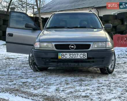 Серый Опель Астра, объемом двигателя 1.6 л и пробегом 295 тыс. км за 2350 $, фото 7 на Automoto.ua