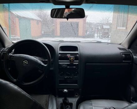 Серый Опель Астра, объемом двигателя 1.7 л и пробегом 406 тыс. км за 2500 $, фото 3 на Automoto.ua