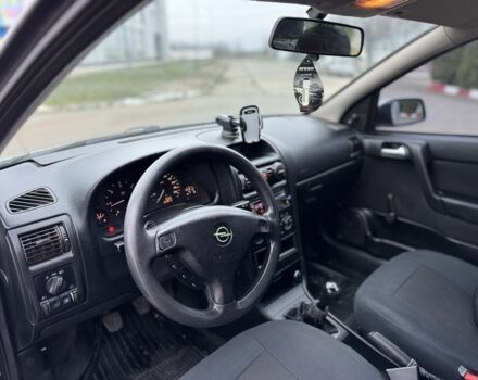 Серый Опель Астра, объемом двигателя 1.7 л и пробегом 275 тыс. км за 2199 $, фото 18 на Automoto.ua