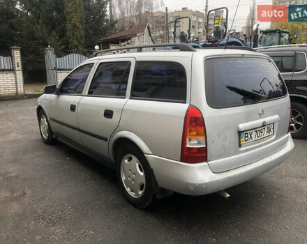 Серый Опель Астра, объемом двигателя 1.6 л и пробегом 323 тыс. км за 1700 $, фото 1 на Automoto.ua