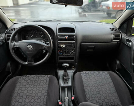 Серый Опель Астра, объемом двигателя 1.6 л и пробегом 330 тыс. км за 2999 $, фото 19 на Automoto.ua