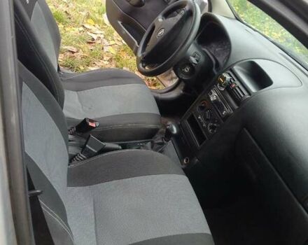 Серый Опель Астра, объемом двигателя 1.6 л и пробегом 330 тыс. км за 2500 $, фото 3 на Automoto.ua