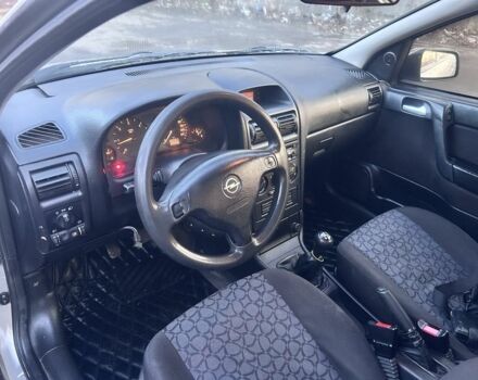 Серый Опель Астра, объемом двигателя 0 л и пробегом 100 тыс. км за 1600 $, фото 4 на Automoto.ua