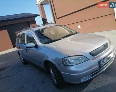 Серый Опель Астра, объемом двигателя 1.6 л и пробегом 298 тыс. км за 3600 $, фото 2 на Automoto.ua