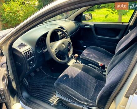 Серый Опель Астра, объемом двигателя 2 л и пробегом 285 тыс. км за 2900 $, фото 15 на Automoto.ua