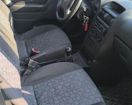 Сірий Опель Астра, об'ємом двигуна 2 л та пробігом 362 тис. км за 1401 $, фото 5 на Automoto.ua