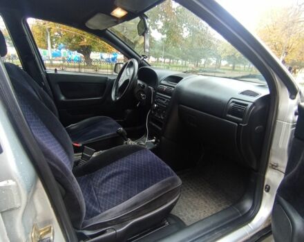 Серый Опель Астра, объемом двигателя 2 л и пробегом 400 тыс. км за 2800 $, фото 3 на Automoto.ua