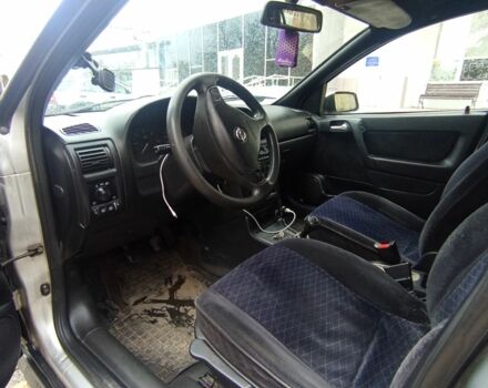 Серый Опель Астра, объемом двигателя 2 л и пробегом 400 тыс. км за 2800 $, фото 6 на Automoto.ua